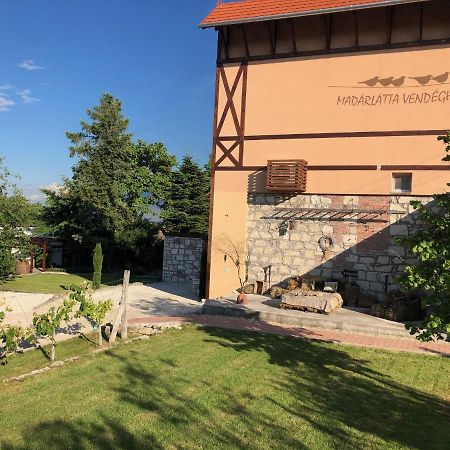 Madárlátta Vendégház Fertőrákos Extérieur photo