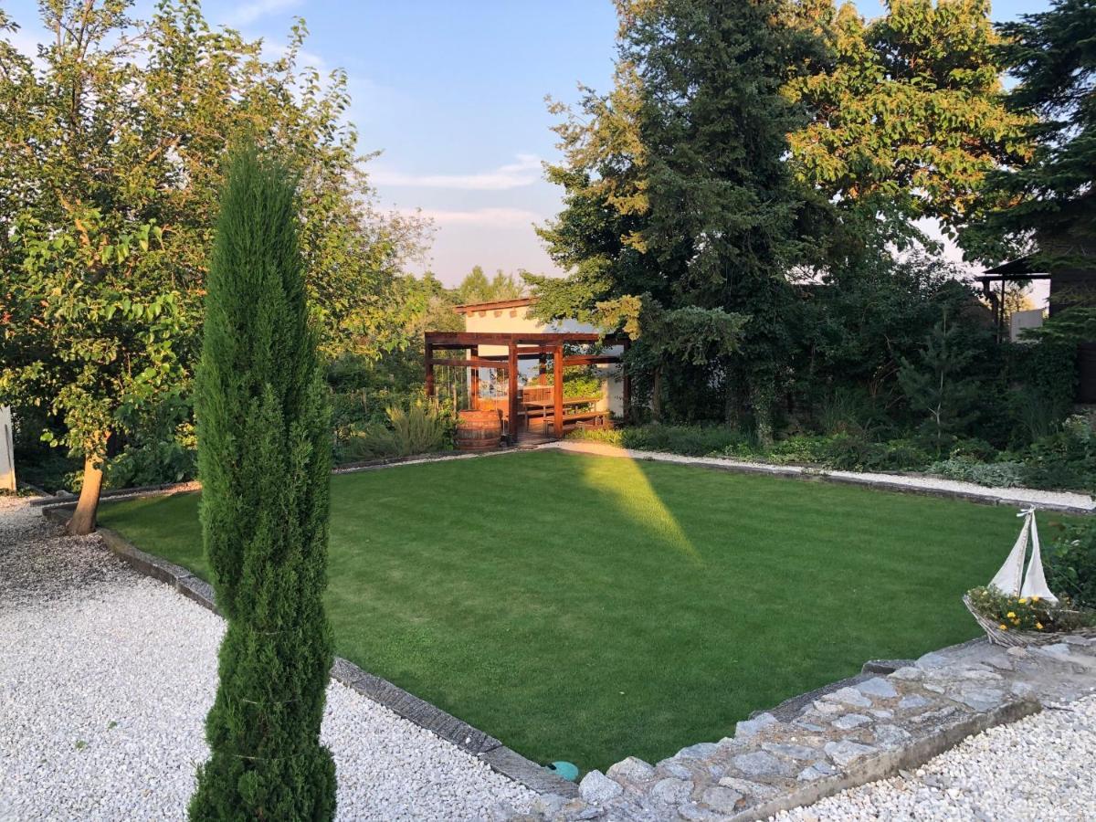 Madárlátta Vendégház Fertőrákos Extérieur photo