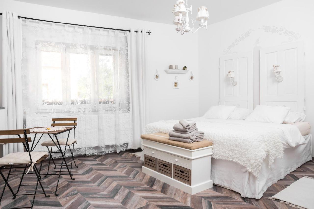 Madárlátta Vendégház Fertőrákos Extérieur photo
